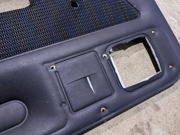 Coiffes de Banquette + Panneaux de Porte – Peugeot 106 Rallye (Tissu Rayé)